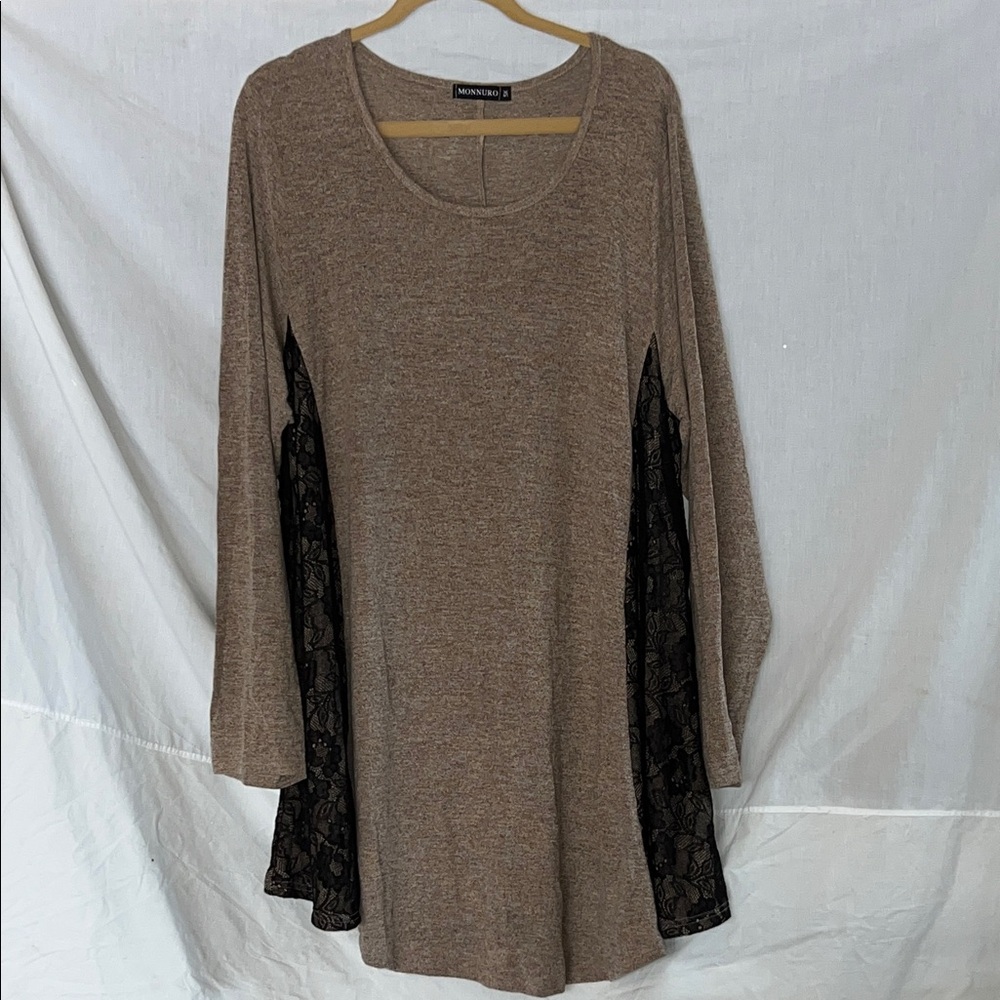 Brown Long Sleeve Plus Size Casual Loose Top Tunic with Black Lace Accents
